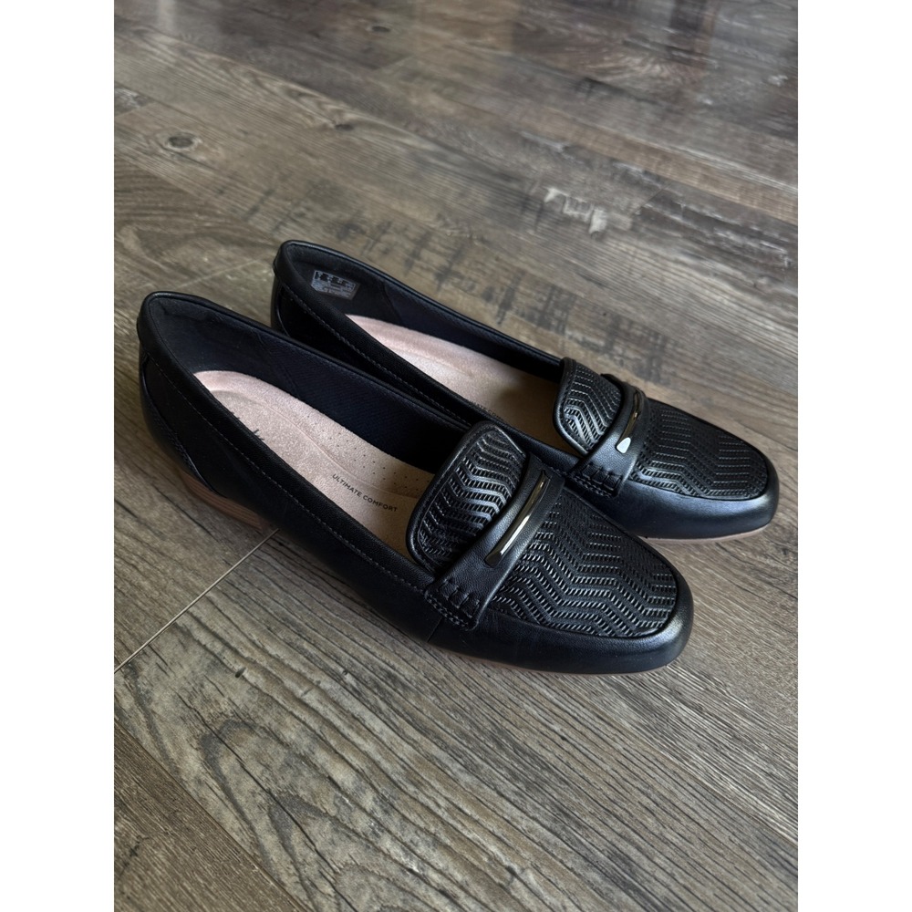 Clarks 9.5 Juliet Aster Black Leather Loafers Office Workwear Slip On Comfort